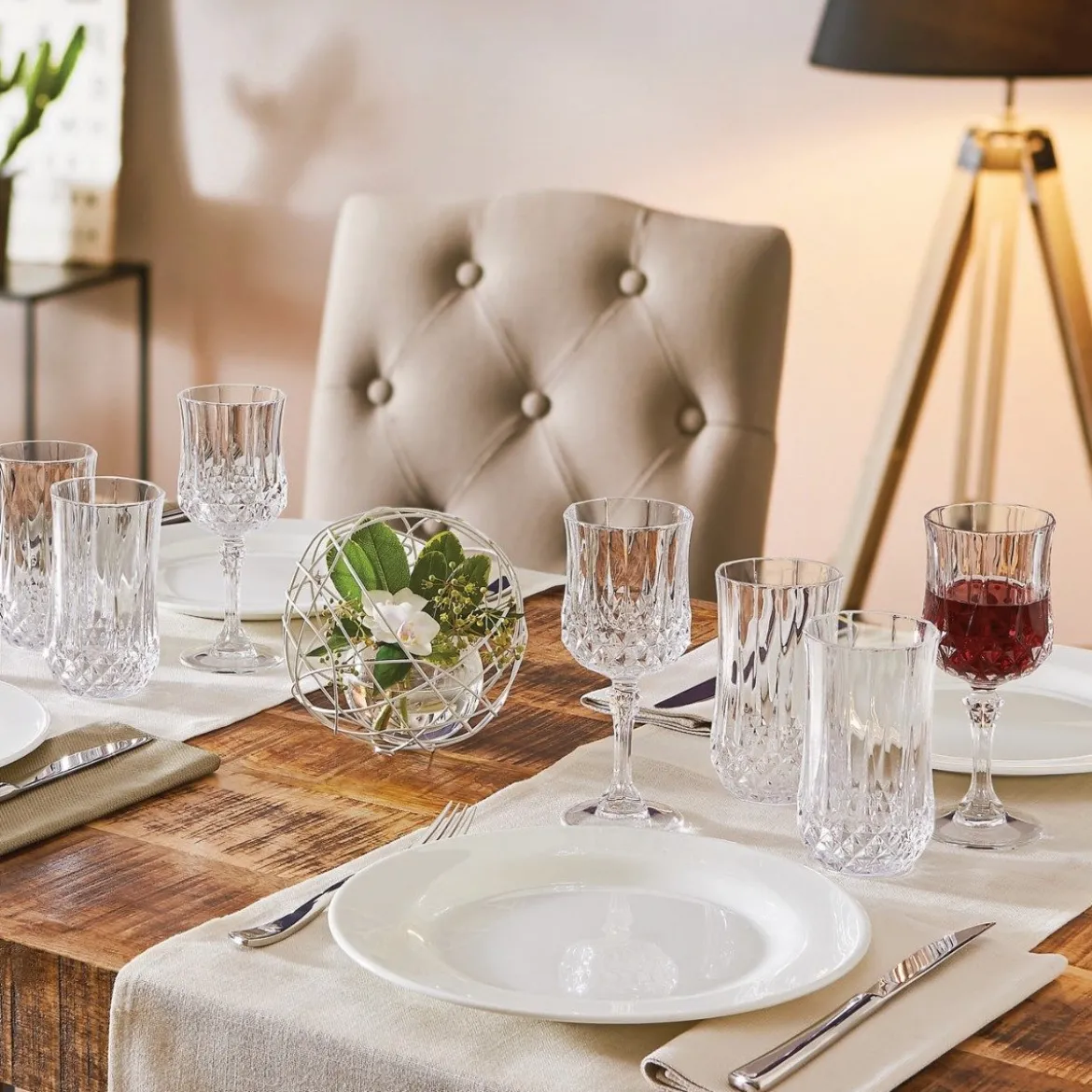 Ensemble 18 pièces, verres à pied et gobelets Longchamp